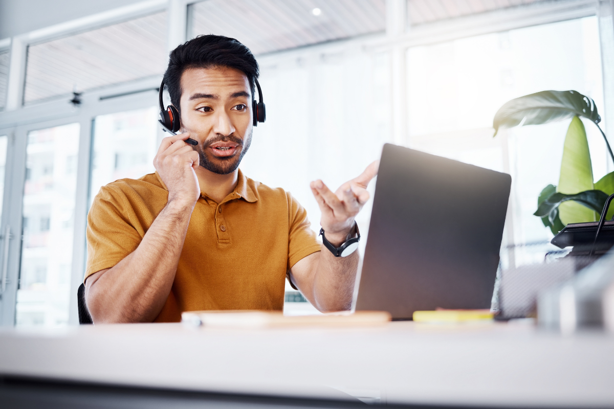 A Sales Person On A Sales Call - The Kern Group Ontario Sales Leaders